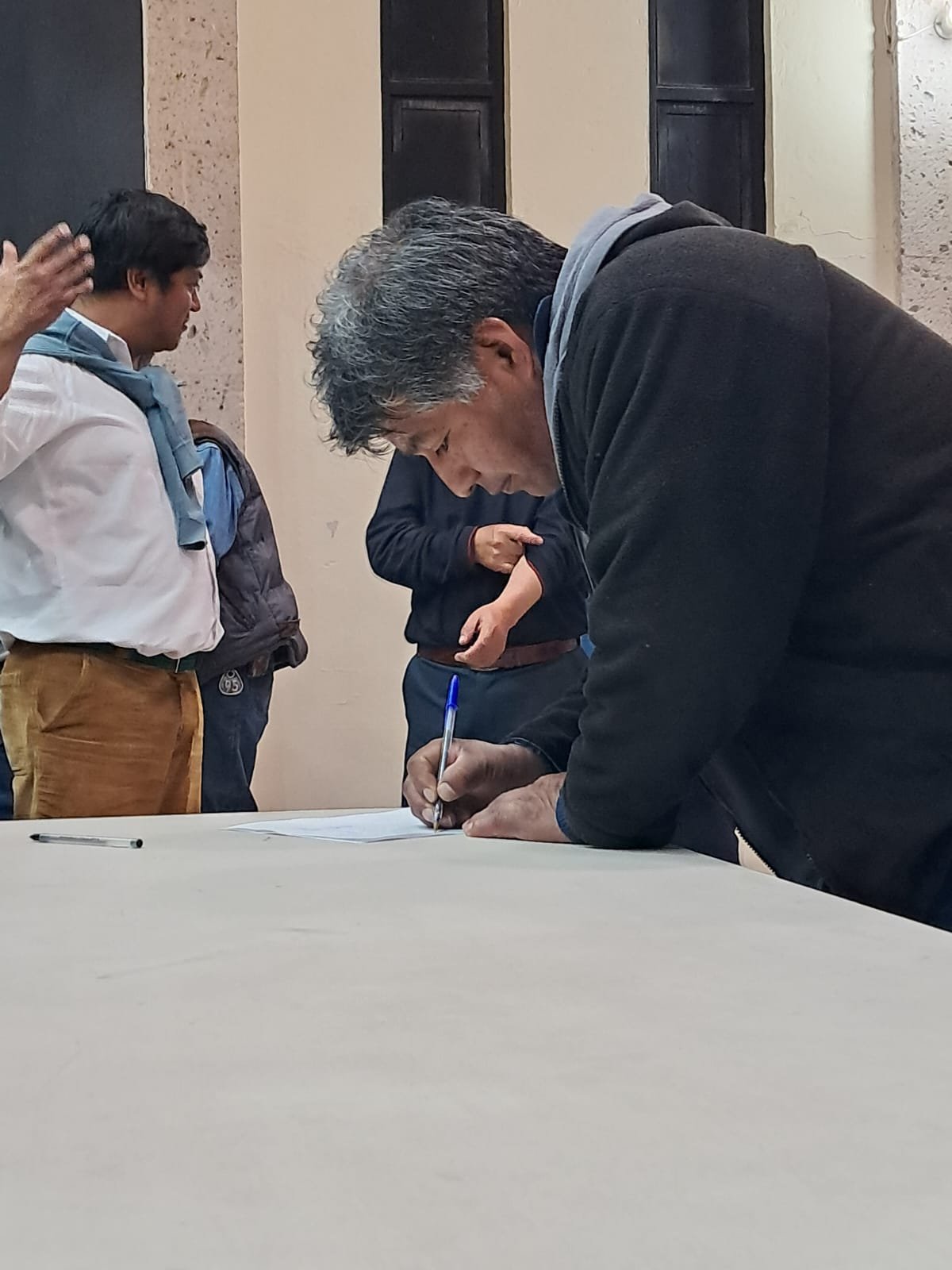 Autoridades y productores